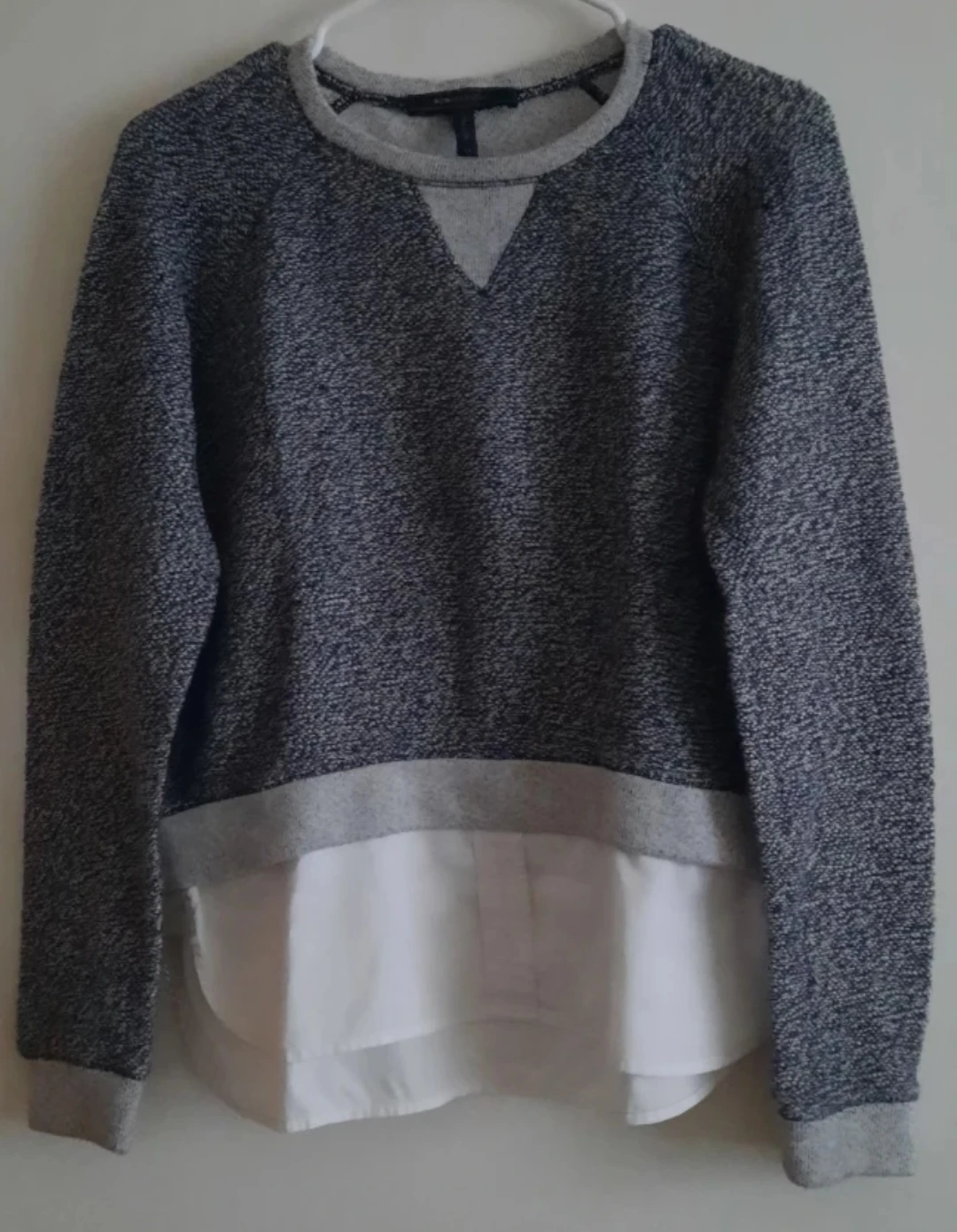 BCBGMAXAZRIA Sweater XS