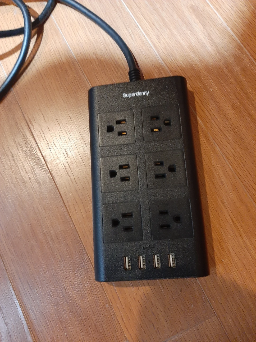 Superdanny Power Strip with 6 AC Outlets and 4 USB Ports