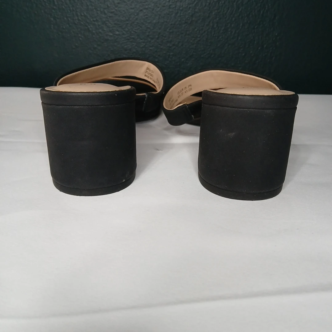 Dream Pairs Two Strap Open Toe Low Block Heels US 6.5 Black - photo 5