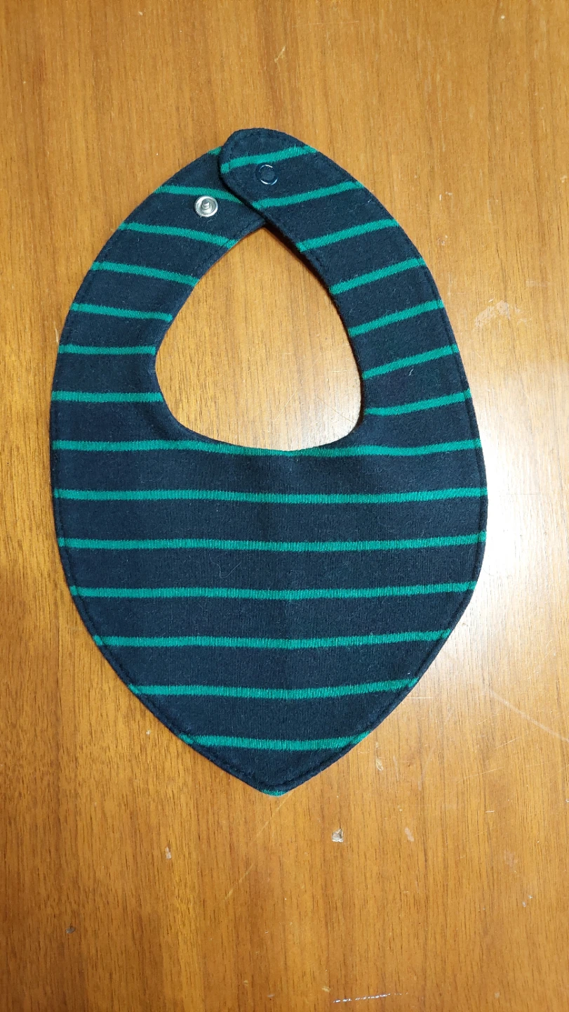 6 Baby Bibs - photo 2