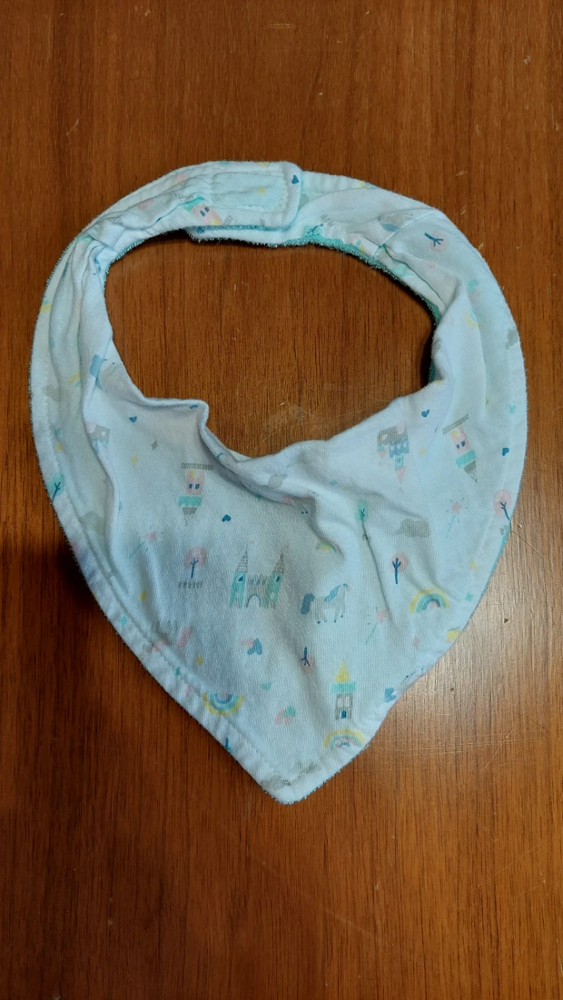 6 Baby Bibs - photo 5