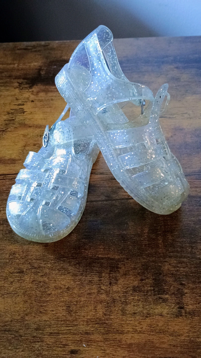 Gap Toddler Fisherman size 8 Clear Glitter Jelly Sandals