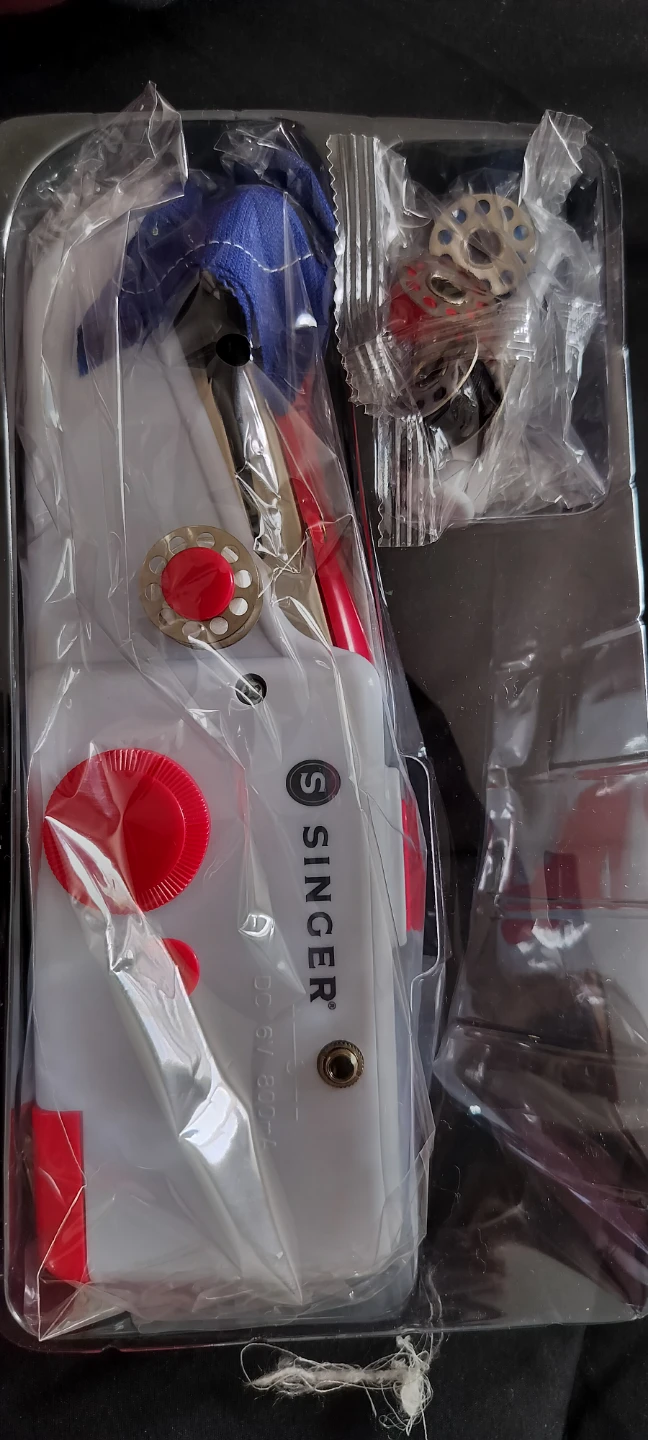 Singer Stitch Sew Quick Handheld Cordless Mending Machine - photo 3