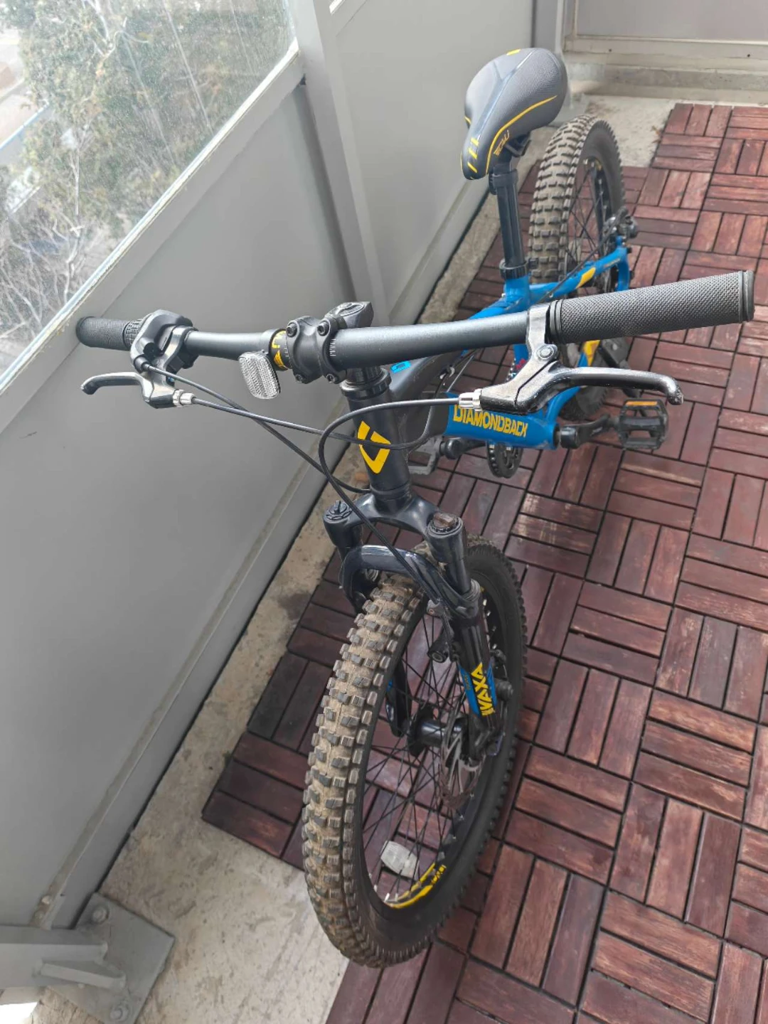 Diamondback Blue Youth Mountain Bike - photo 2