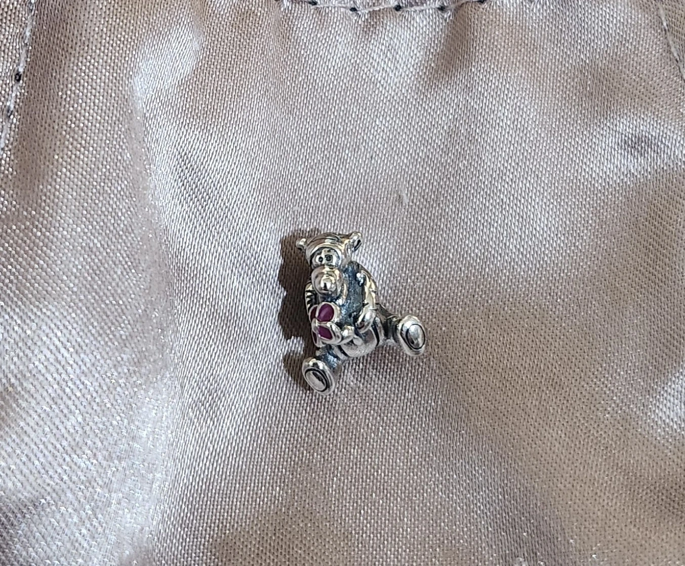 Tigger holding flower Charm
