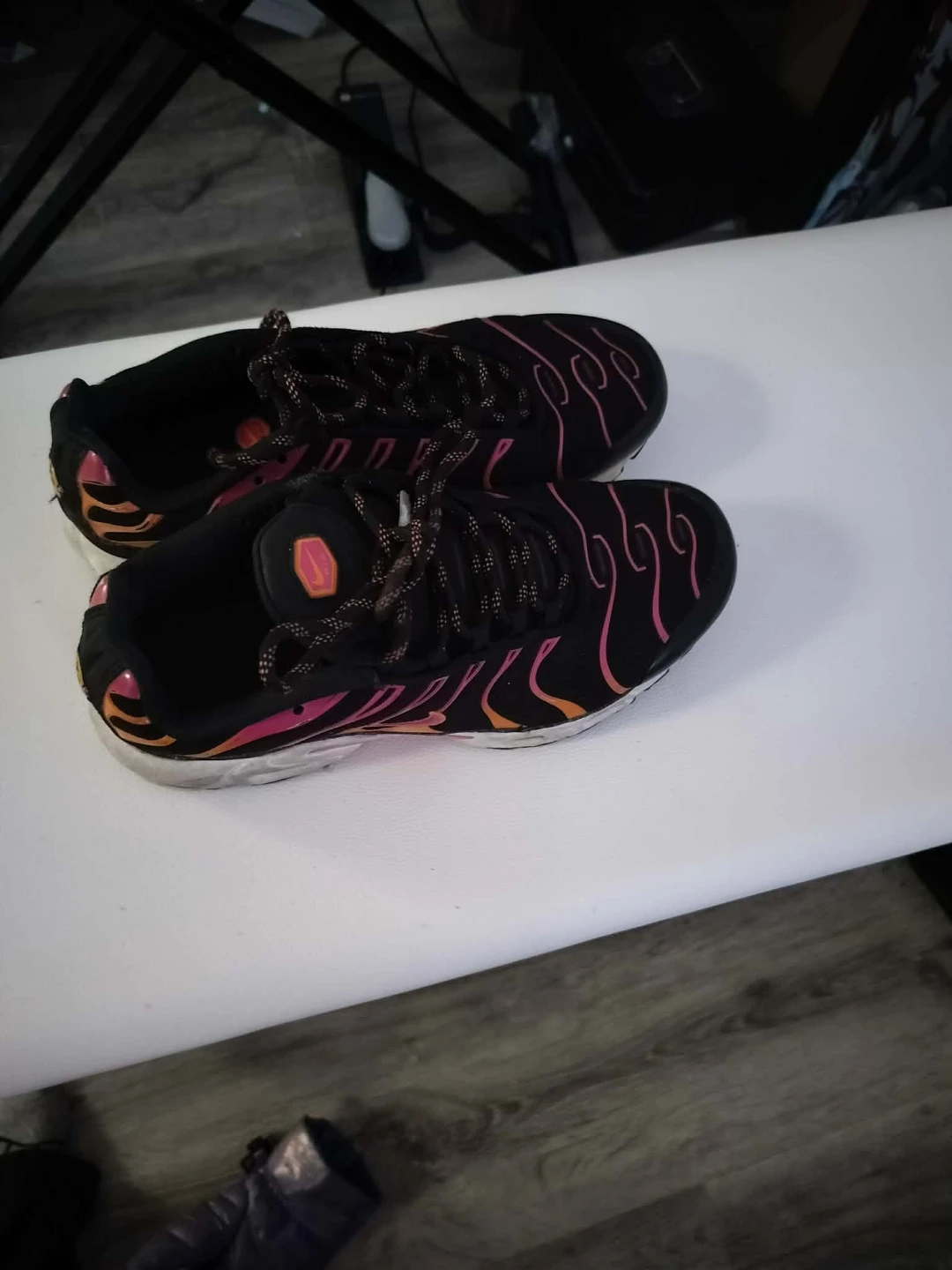 Nike Air Max Plus TN SE Youth Shoes Black Pink - photo 4