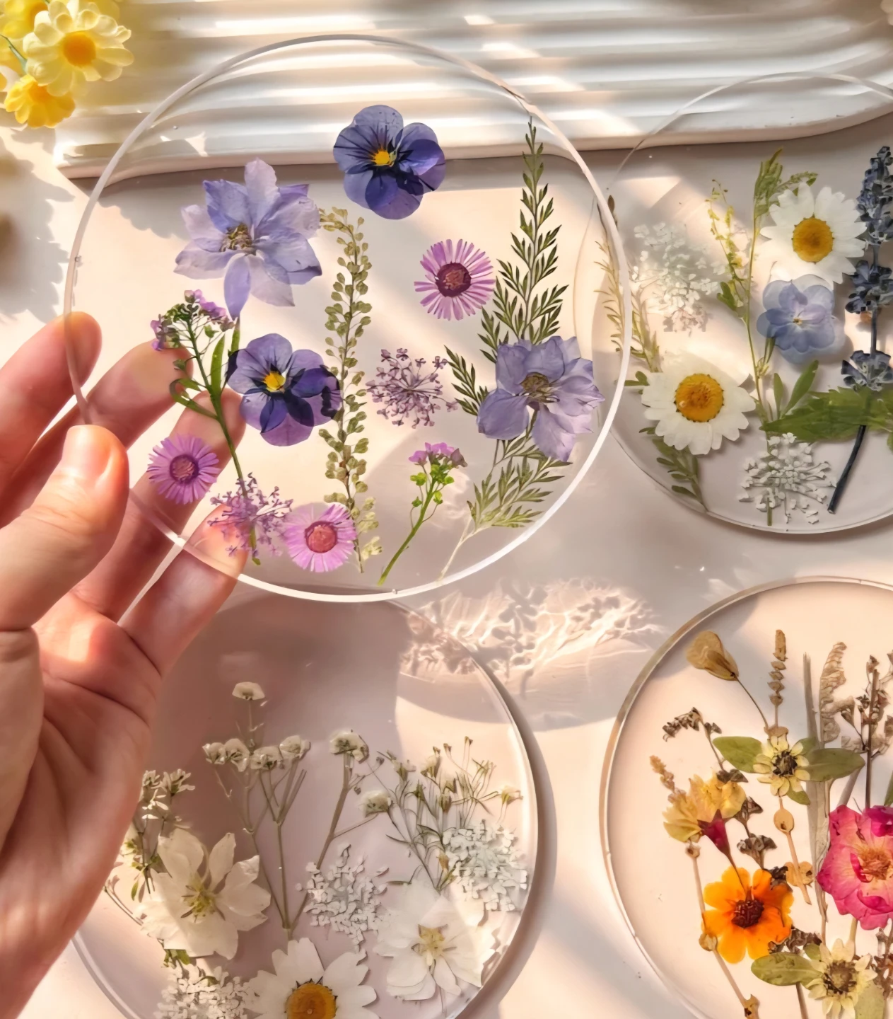 Set of 4 Pressed Flower Resin Coasters - photo 2