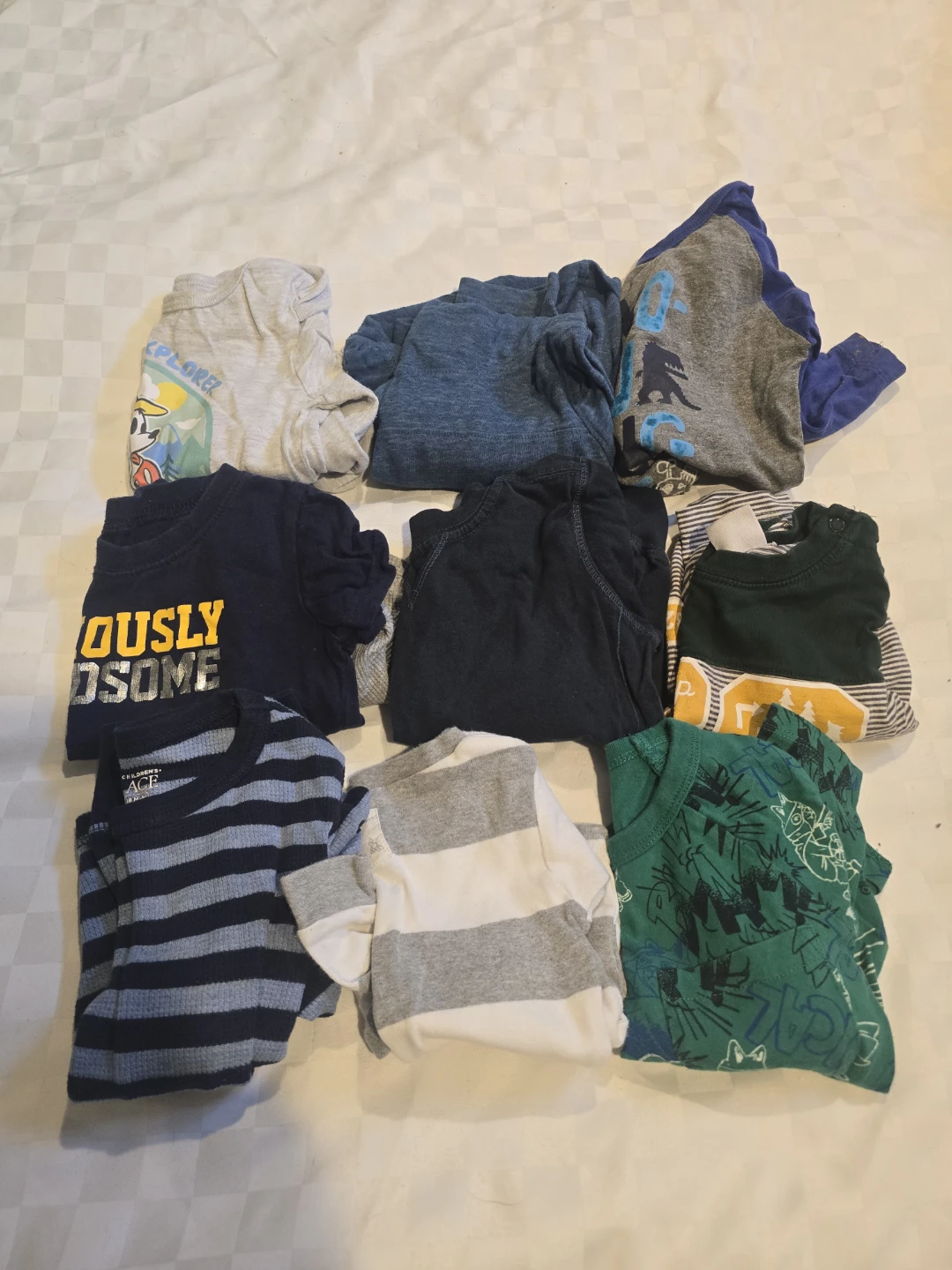 Boys 12 to 18 month long sleeves - photo 3