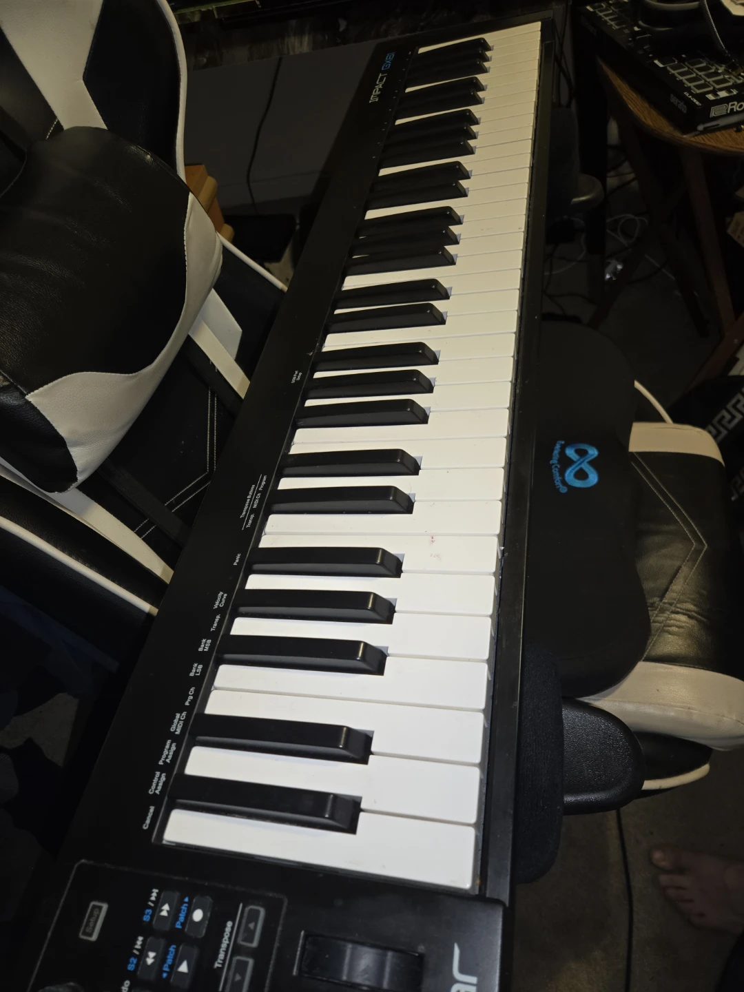 Nektar Impact GX61 MIDI Controller - Like New - photo 2