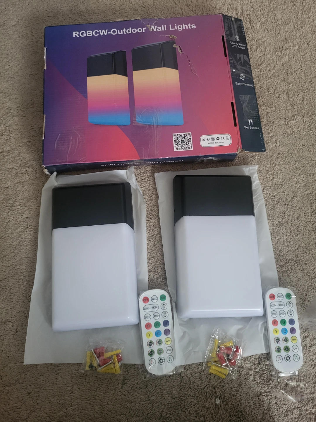 Set of two outdoor wall lights (New in box) - photo 3