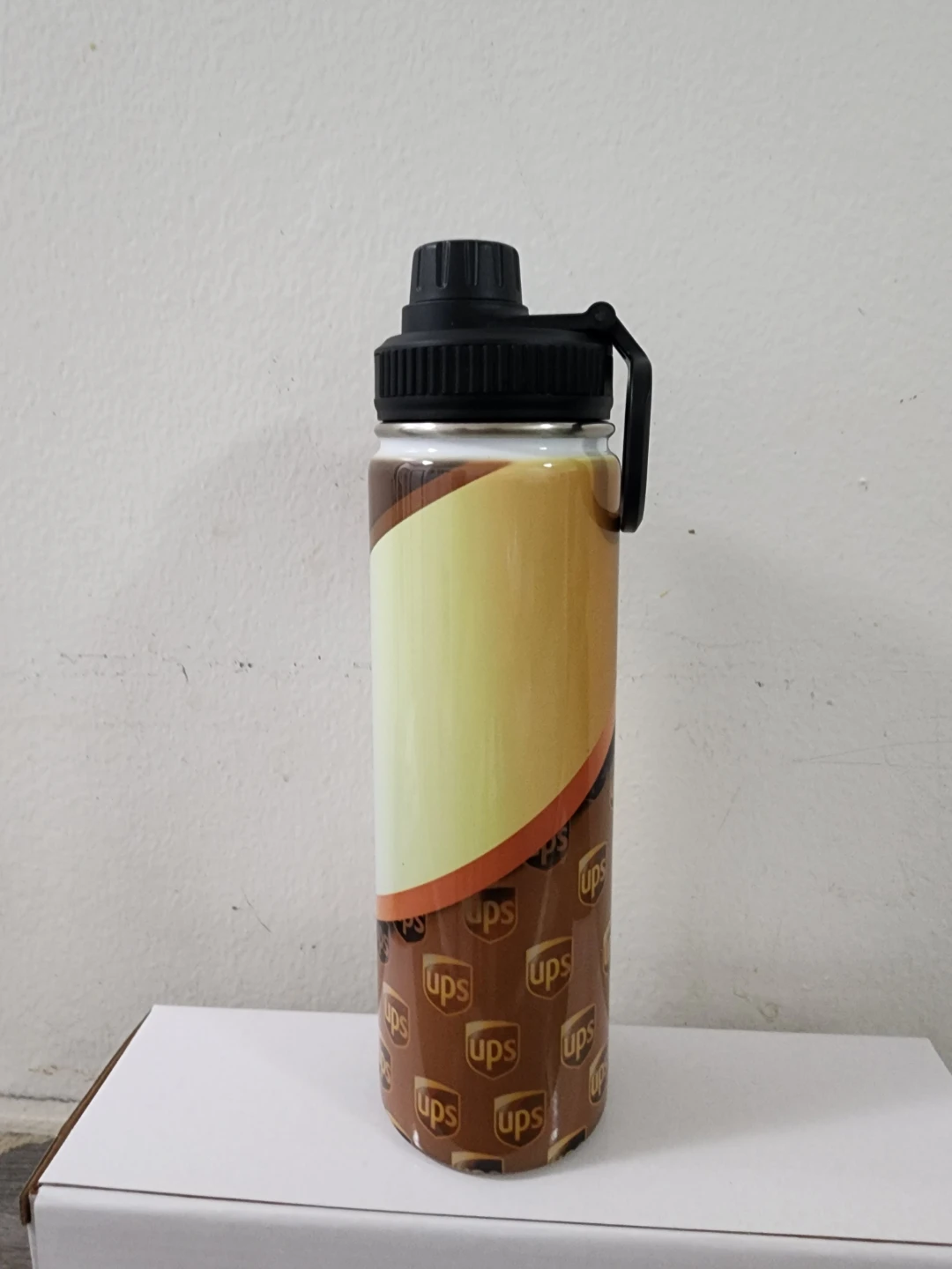UPS Water Bottle - photo 3