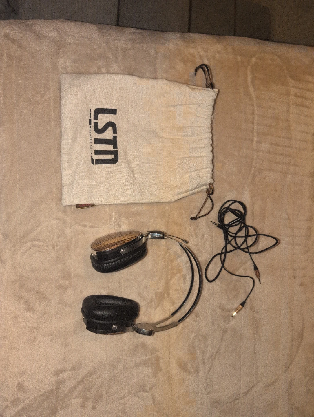LSTN Headphones with Wooden Earcups - photo 2