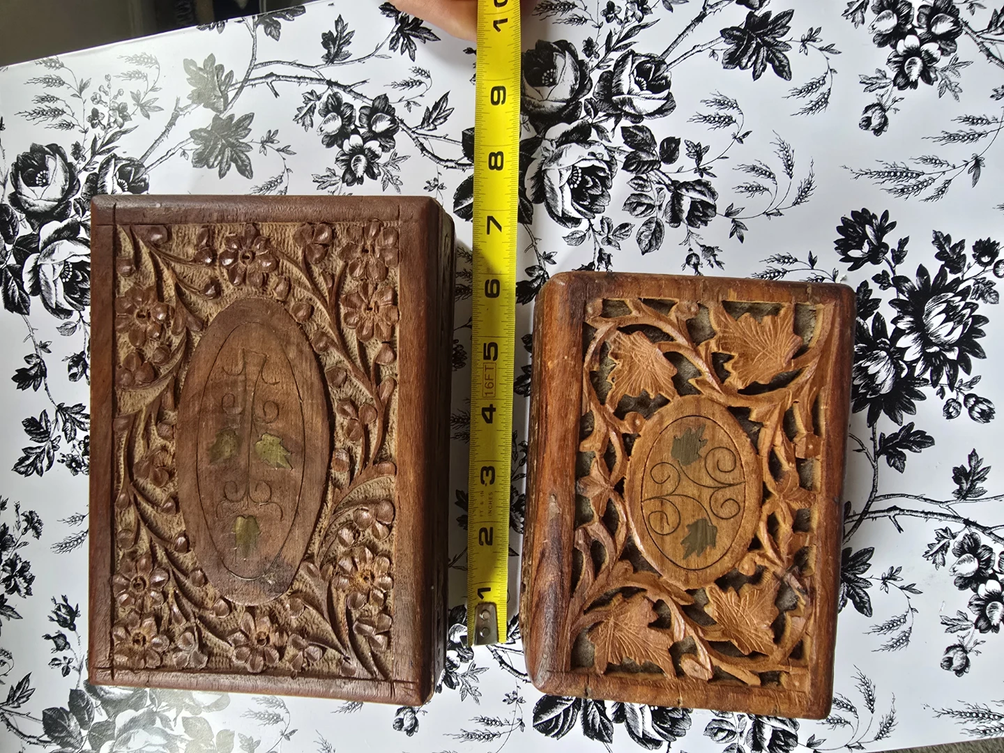 2 Vintage Hand-Carved Wooden Boxes Floral Design - photo 2