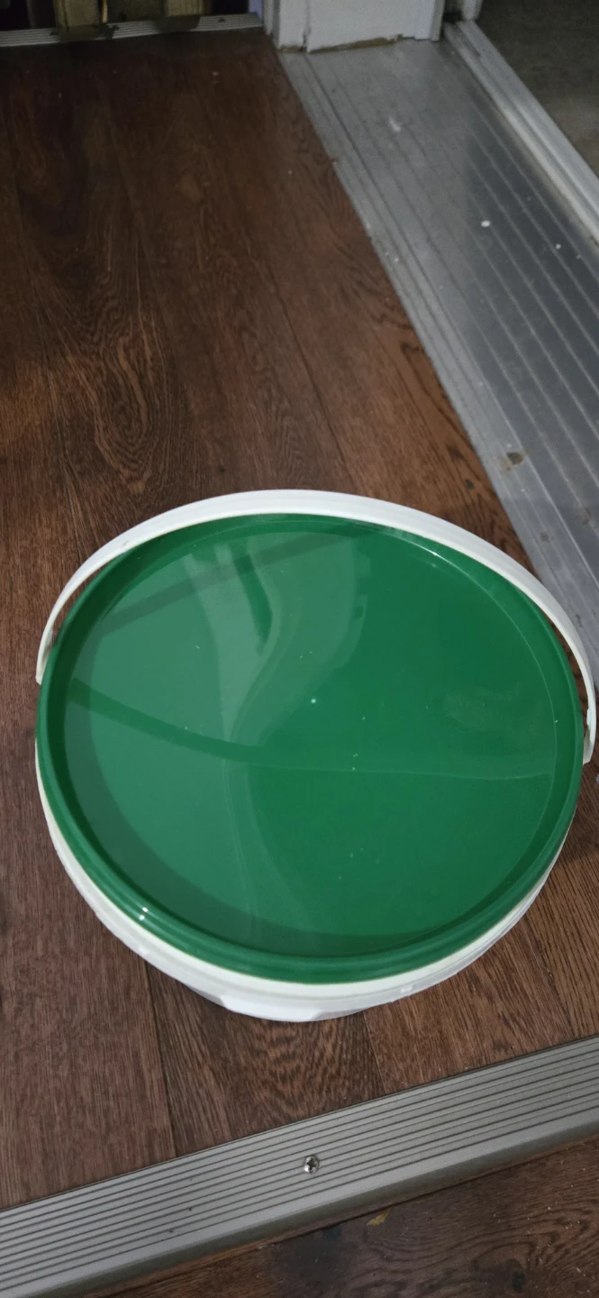 White Plastic Bucket with Green Lid - photo 2