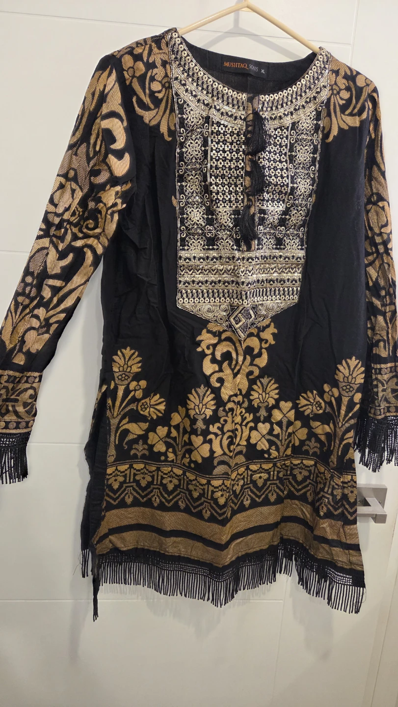 XL Black and Gold Tunic Set