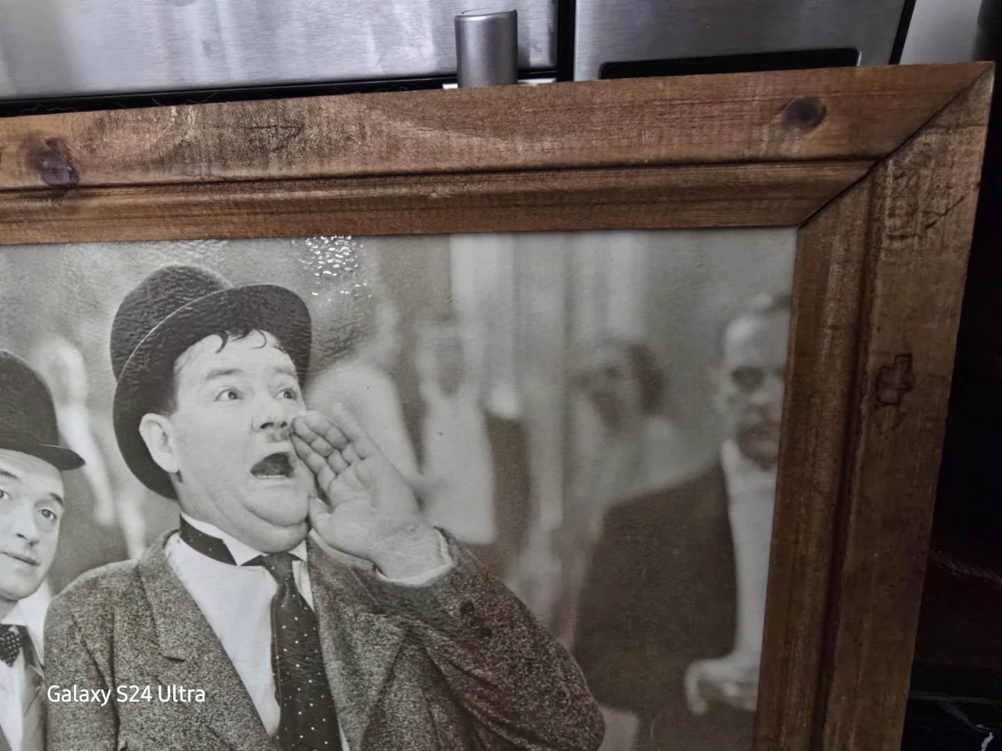 Vintage Laurel & Hardy Comedy Duo Wood Picture Frame 16 X 13 - photo 3