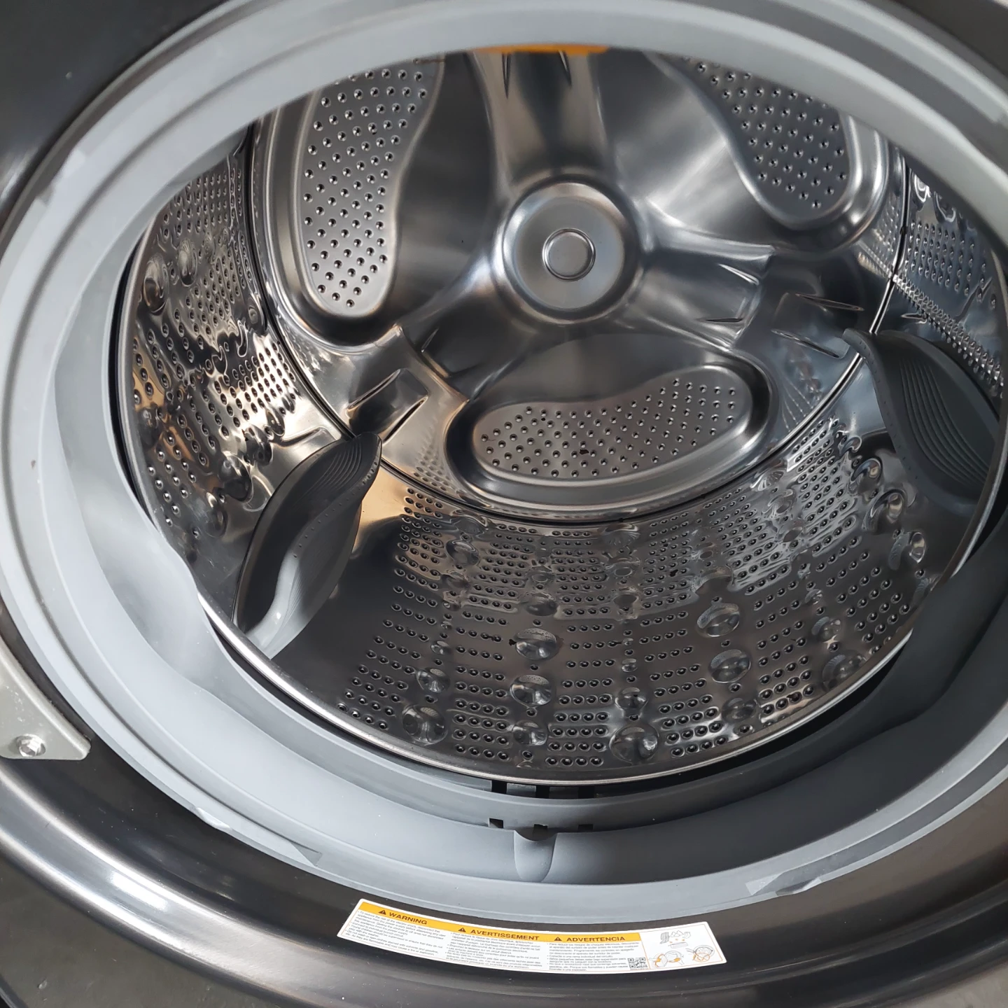 LG ThinQ Front Load Washing and dryer - photo 5
