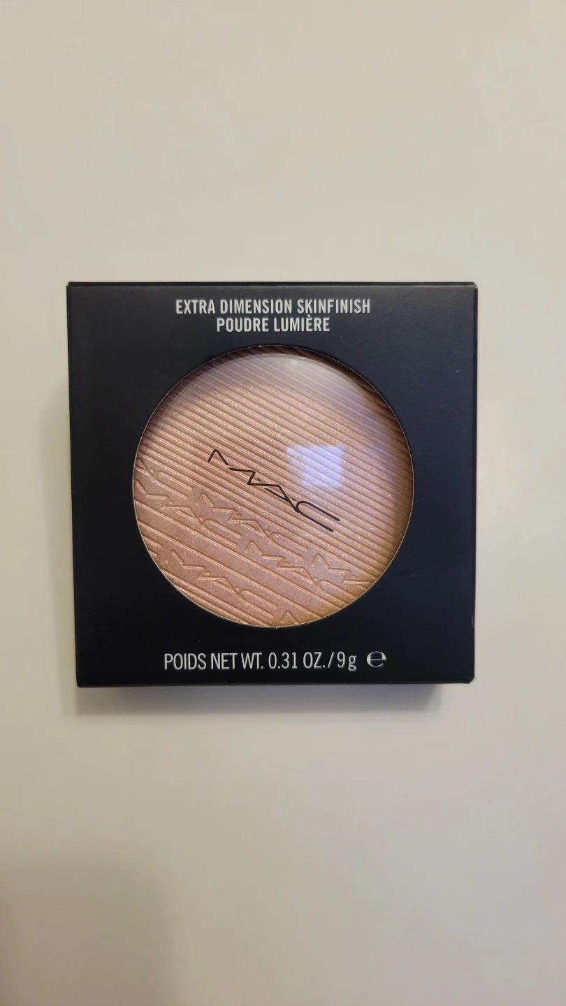 MAC Extra Dimension Skinfinish Highlighter - Show Gold