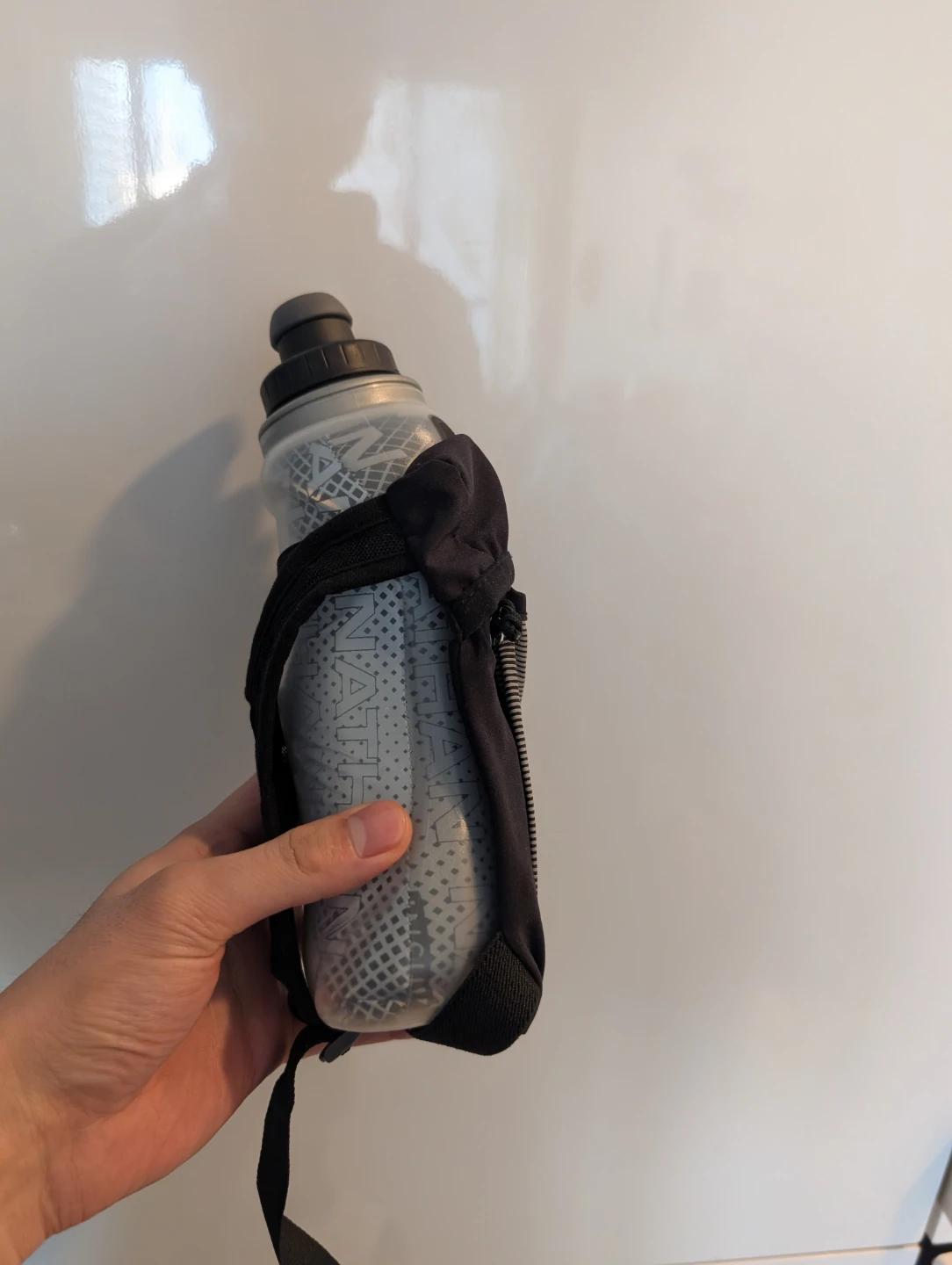 Nathan Insulated Handheld Water Bottle with Pocket - photo 4