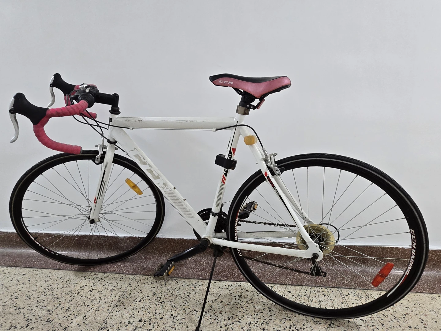 CCM Road Bike - photo 4
