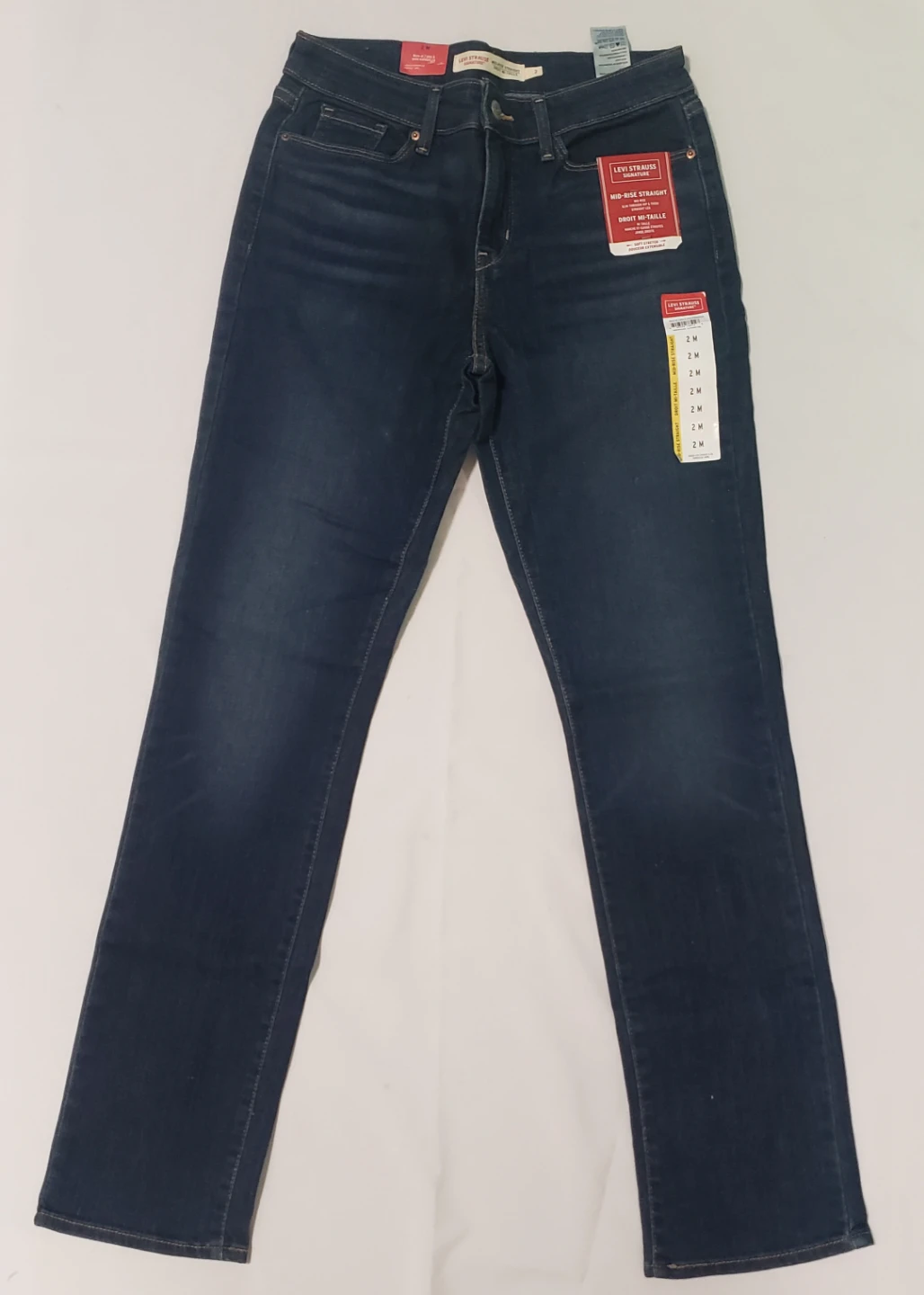 Brand new Levi Strauss Signature Mid Rise Size 2