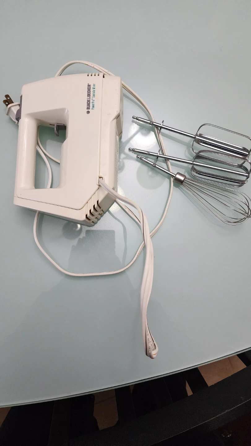 Black and Decker powerpro mixer - photo 2