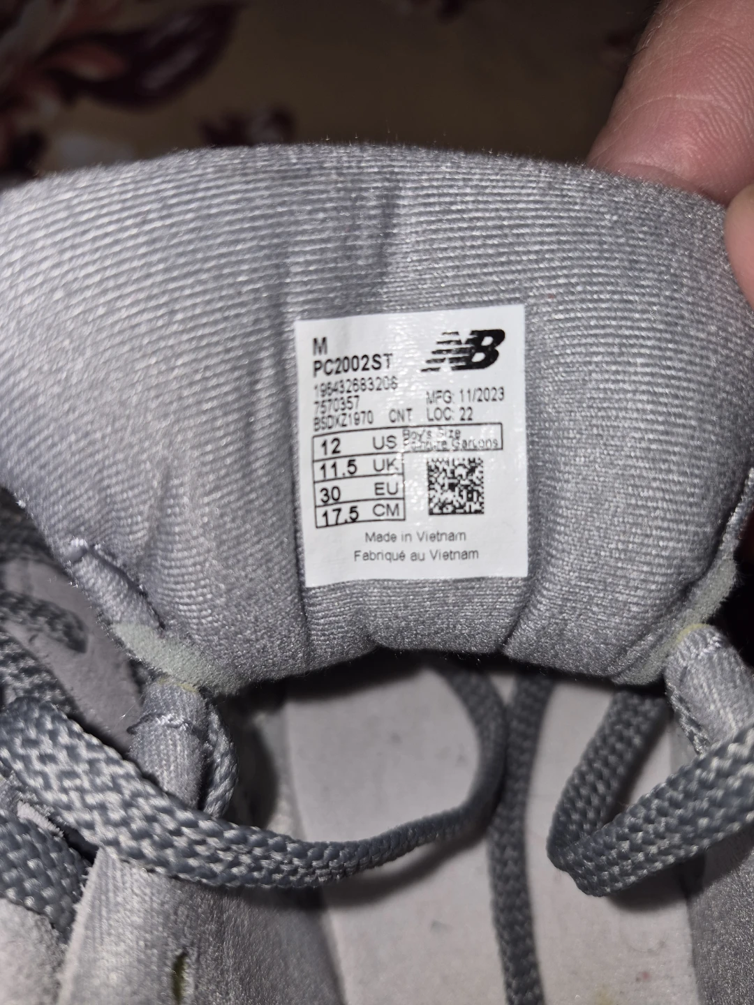 New Balance 2002R Men's Shoes Grey Size 12 - photo 2
