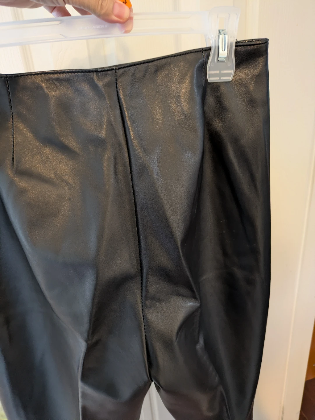 Danier Black real Leather Pants - photo 3