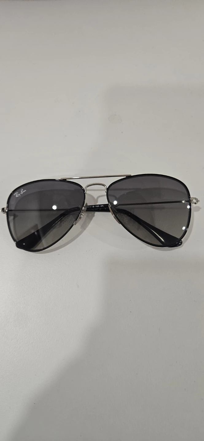 Kids Ray-Ban Aviator Sunglasses with Case