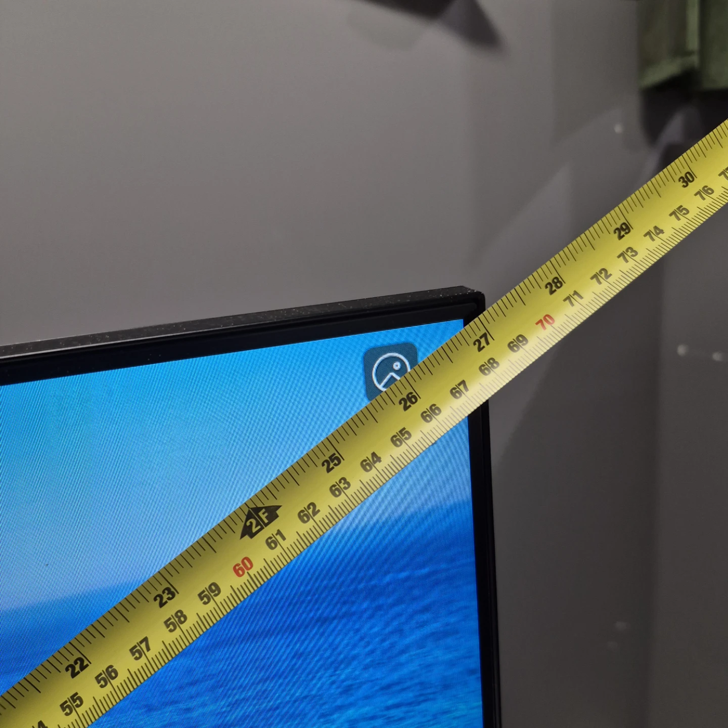 Samsung 27inch computer monitor with HDMI cable - photo 3