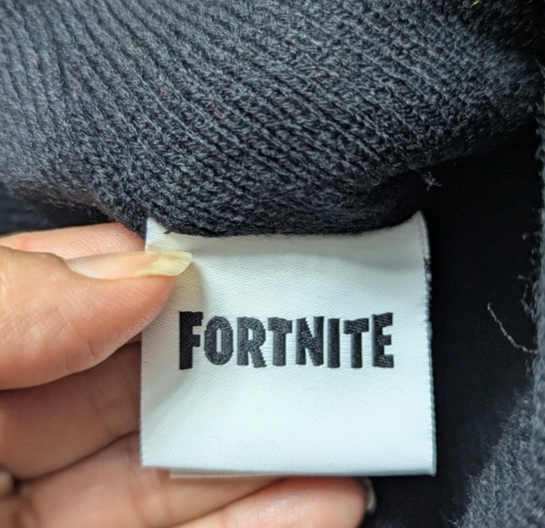 Fortnite Beanie and Glove Set - photo 5