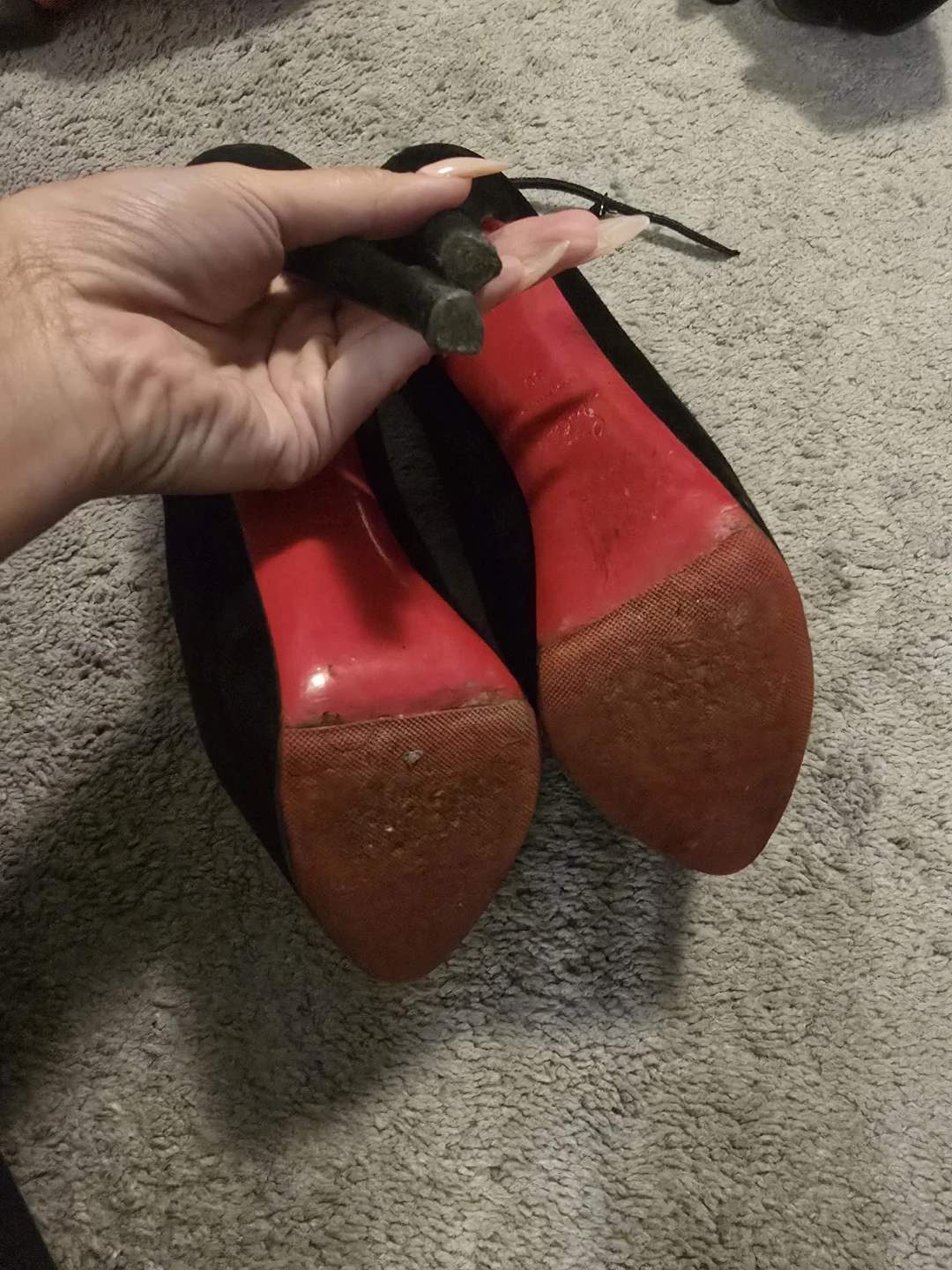 Christian Louboutin Black Suede Heels Size 39 - photo 4