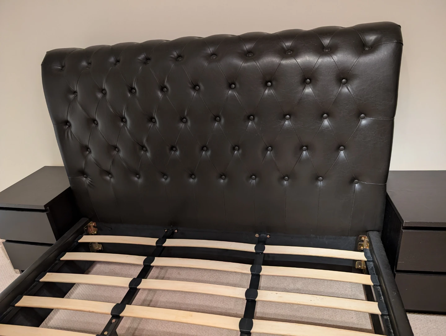 Queen bedroom set - photo 3