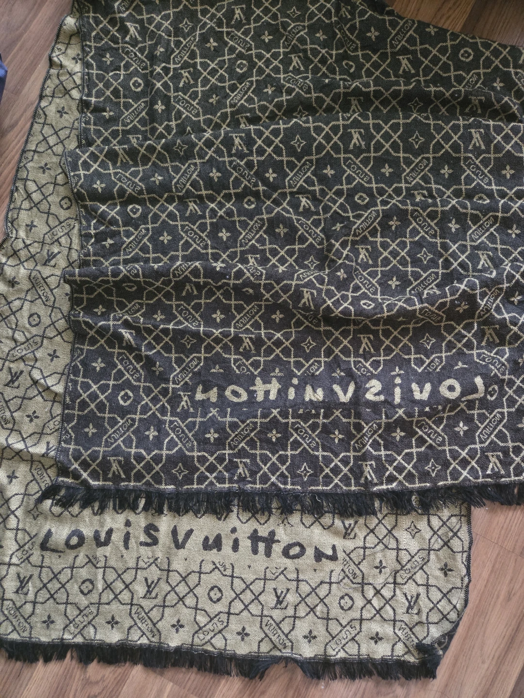 Louis Vuitton Scarf
