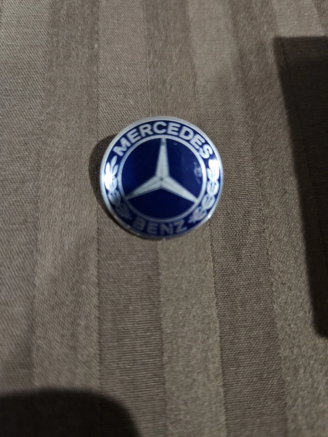 New from Germany Mercedes Benz pin and matches - photo 2