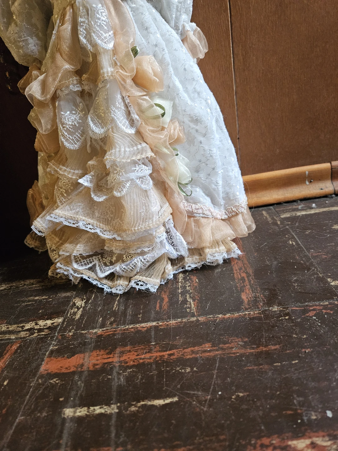 Victorian Style Porcelain Doll - photo 2