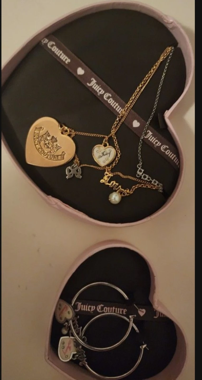 Juicy Couture Jewelry Set - Necklace & Hoop Earrings - photo 4
