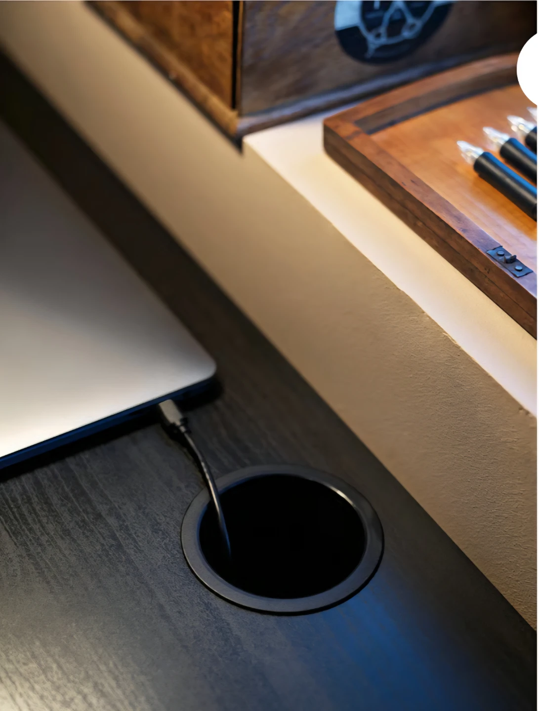 Black IKEA Micke Desk - photo 4