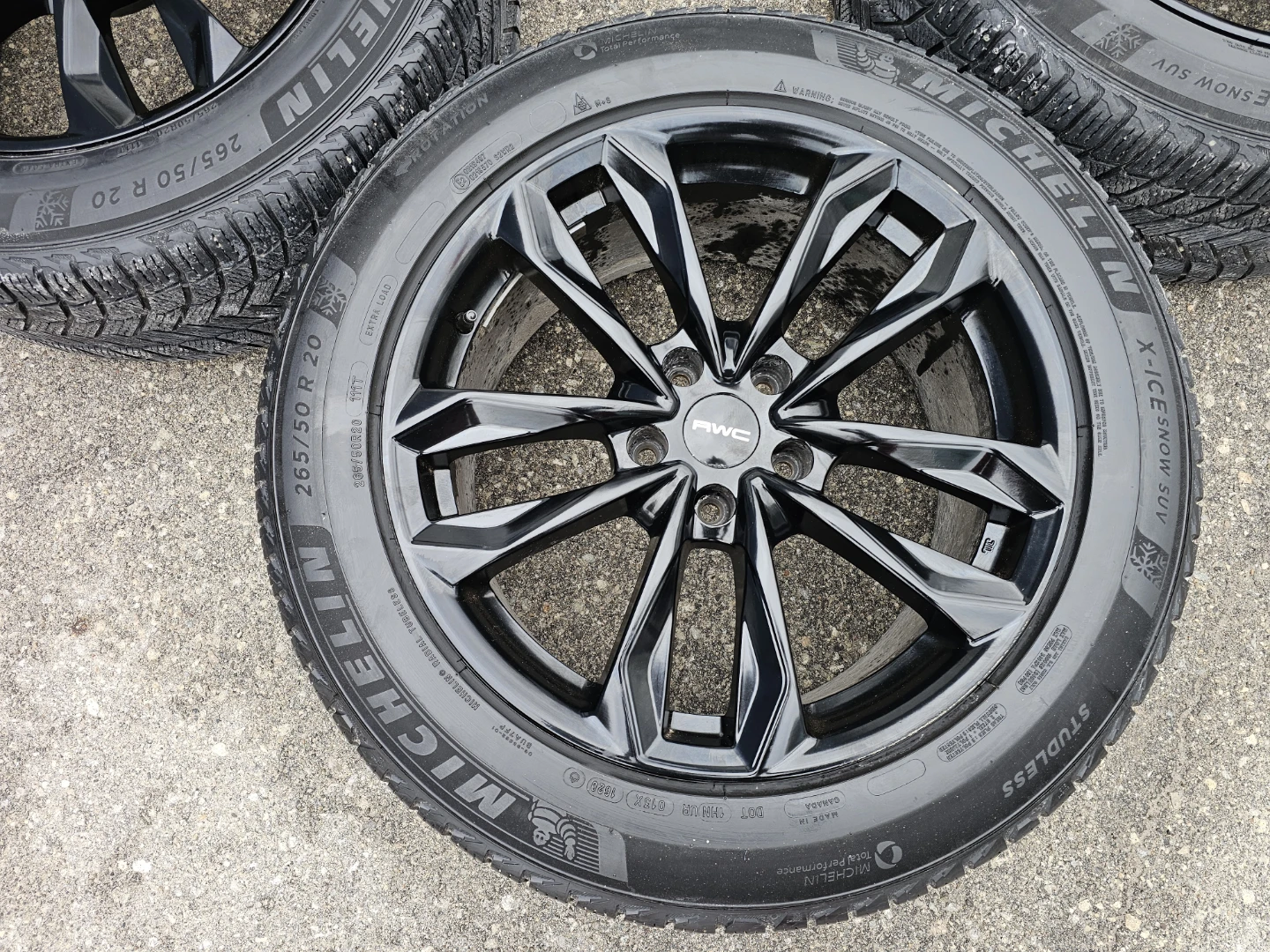 DODGE DURANGO/JEEP GRAND CHEROKEE WINTER TIRES ON RIMS - photo 3