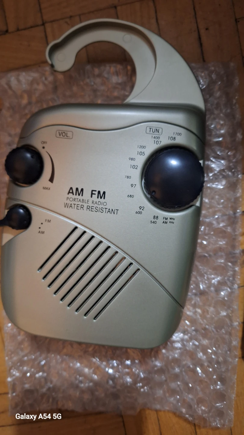 Shower Radio AM/FM Portable Water Resistant - photo 2