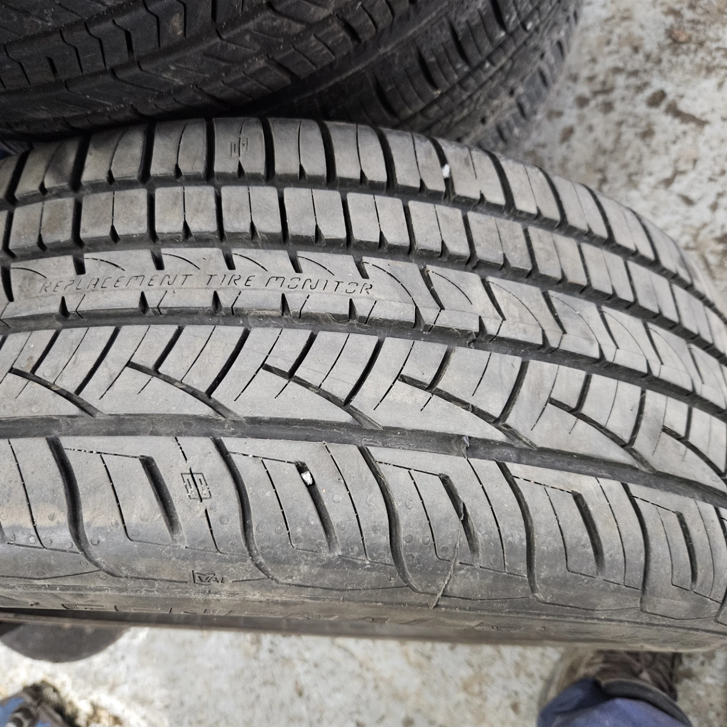General 225/50 ZR17 94W Tires (Set of 4) - photo 2
