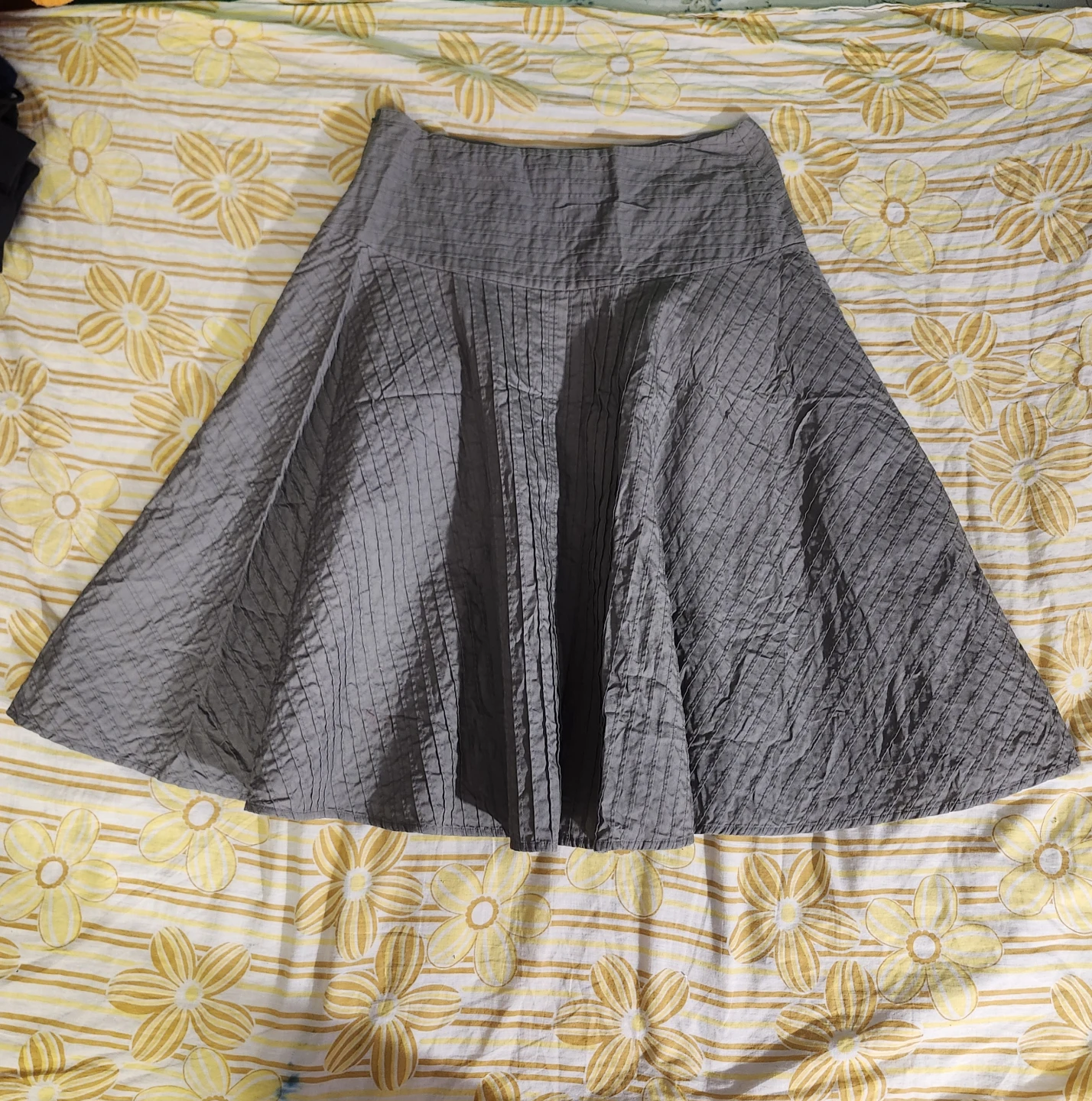 Grey Betsey Johnson A-Line skirt - photo 2