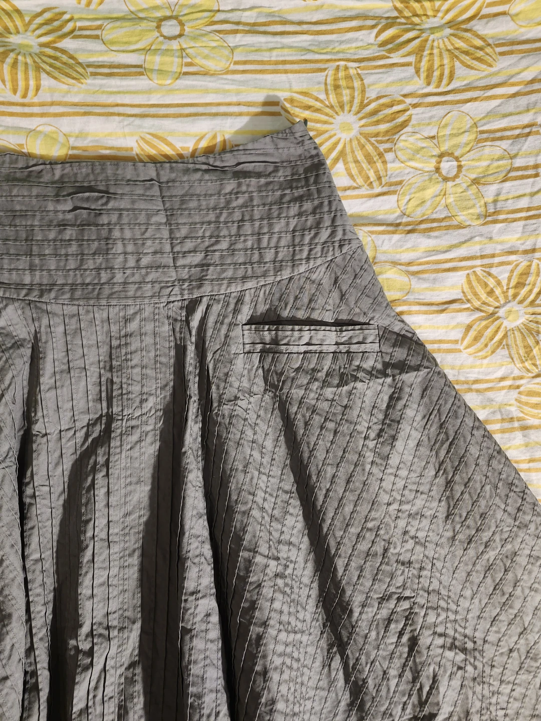 Grey Betsey Johnson A-Line skirt - photo 3