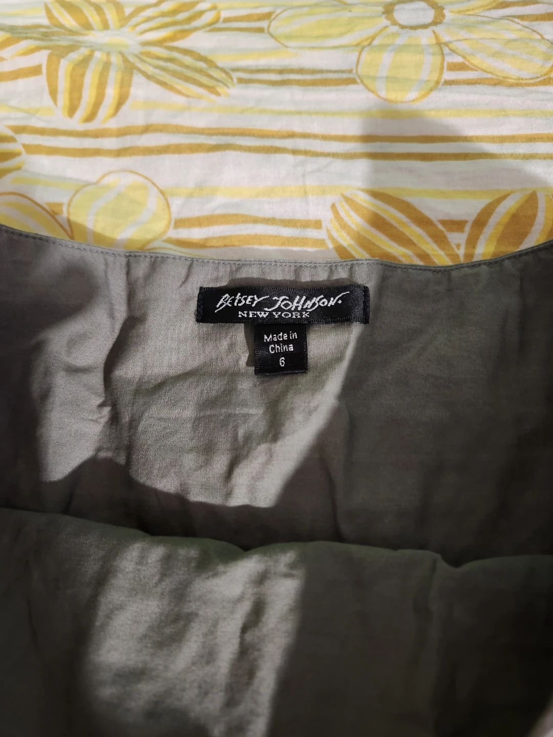 Grey Betsey Johnson A-Line skirt - photo 4
