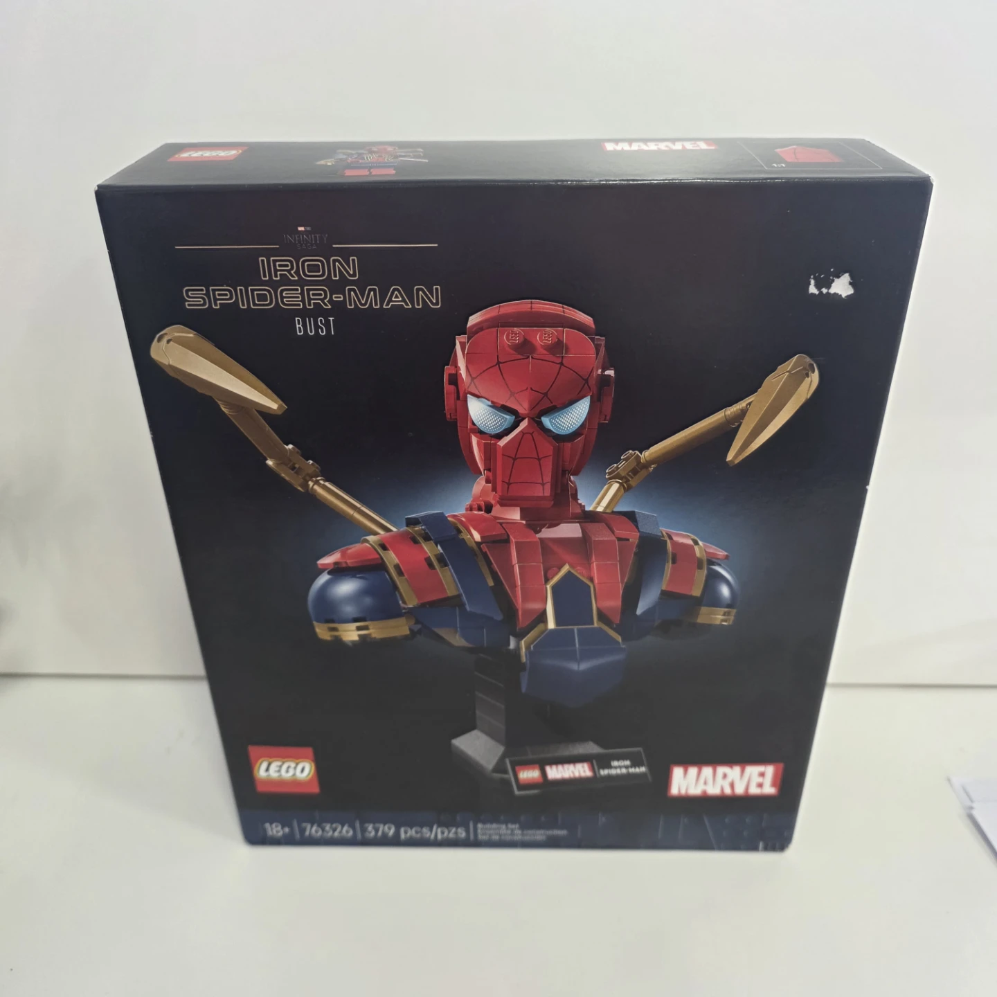 LEGO Marvel Iron Spider-Man Bust 76326