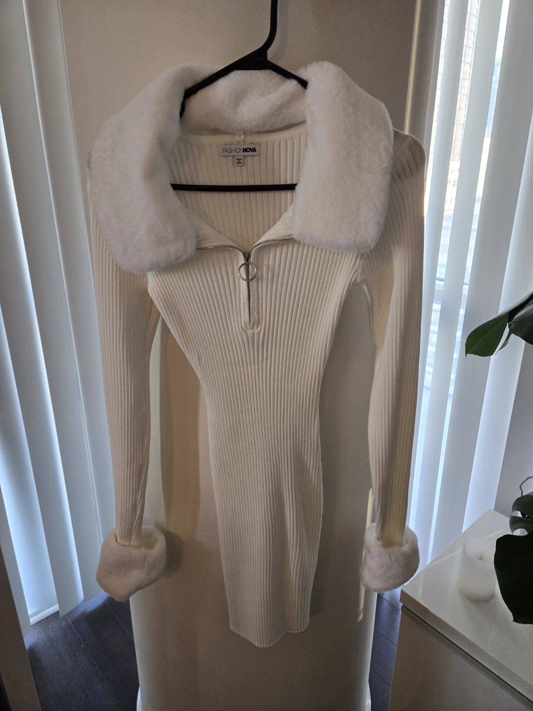 Fashion Nova White Ribbed Faux Fur Trim Sweater Dress size S