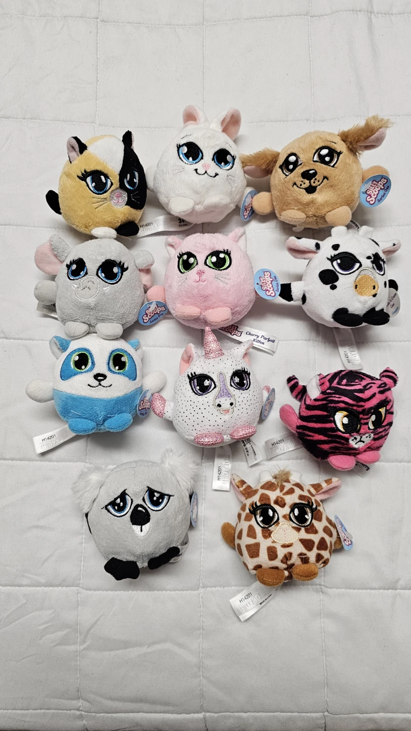 Silly Scoops Plush Toys Set