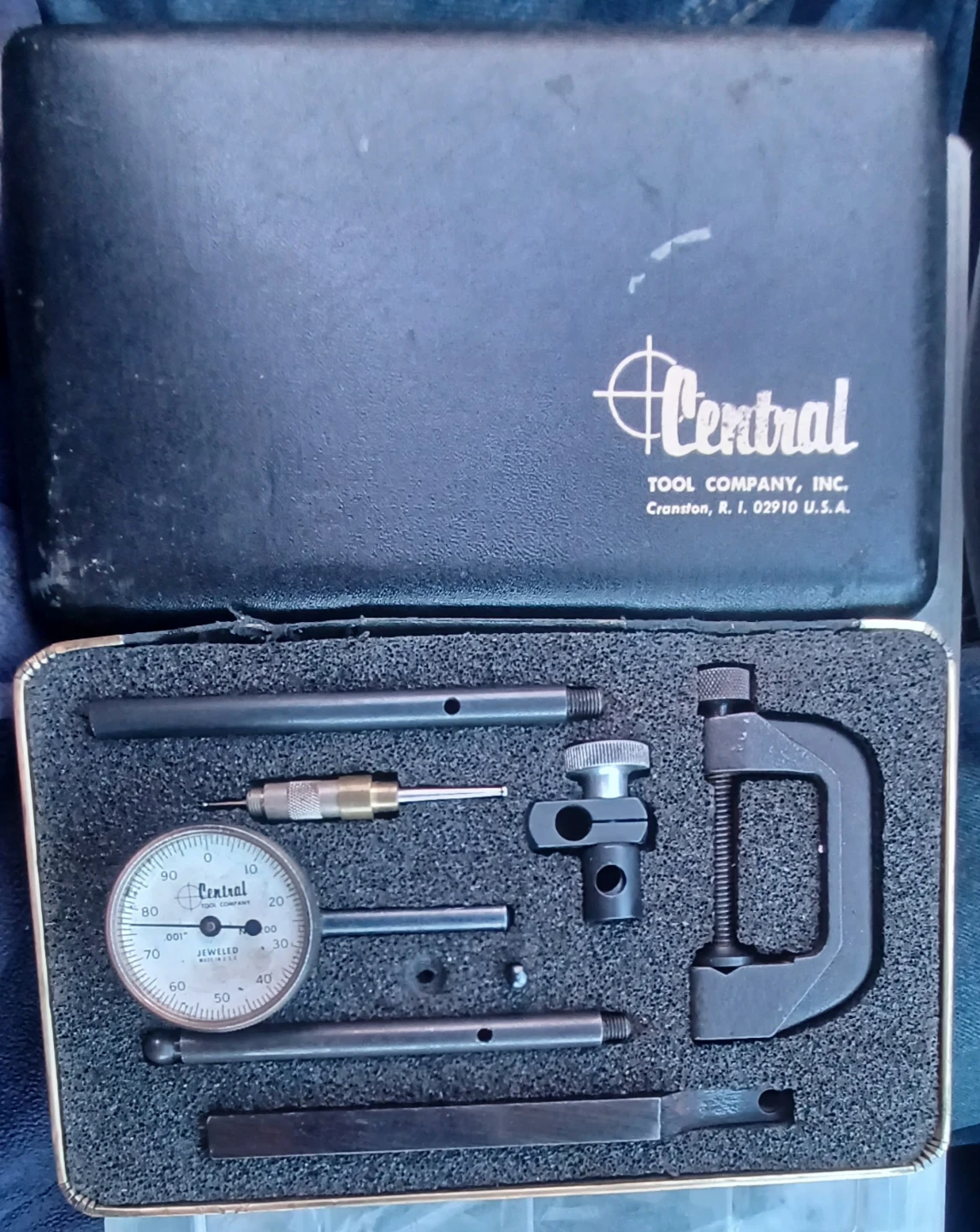 Central Tool Company Dial Indicator Set