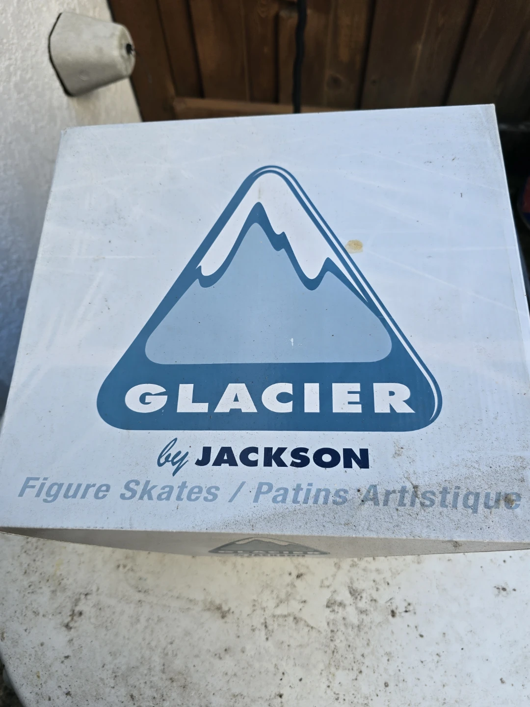 Jackson Glacier Figure Skates Size 2