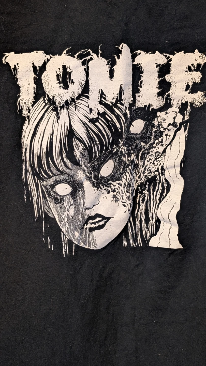 Tomie Junji Ito Collection T-Shirt Size L